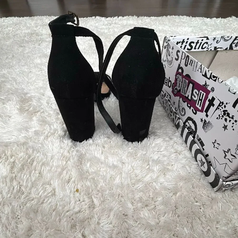 Brash Houston Black Suede Chunky Open-toes Heeled Sandals size 7.5